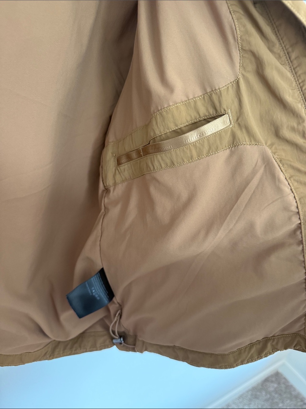 Lululemon Women’s Lightweight Hooded Jacket - Tan - Picture 2 of 3